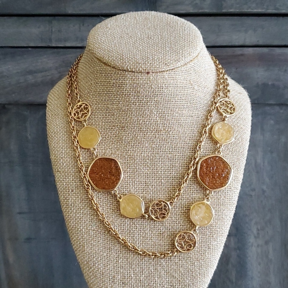VINTAGE Sarah Coventry 37 inch necklace